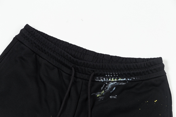 ブランドハーフパンツ背面デザイン